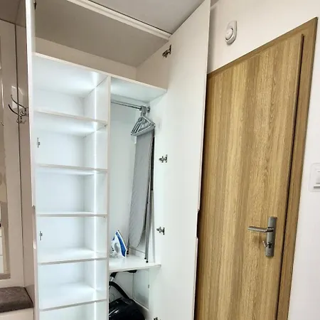 Krolewski W Centrum Nad Lomnica 15 아파트 *