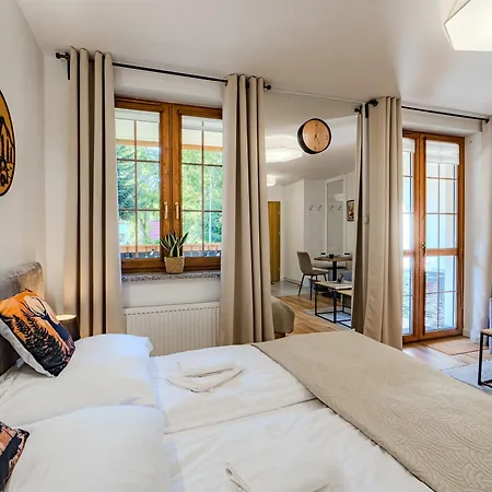 Krolewski W Centrum Nad Lomnica 15 아파트 카르파츠