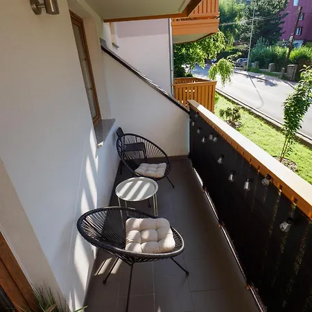 Krolewski W Centrum Nad Lomnica 15