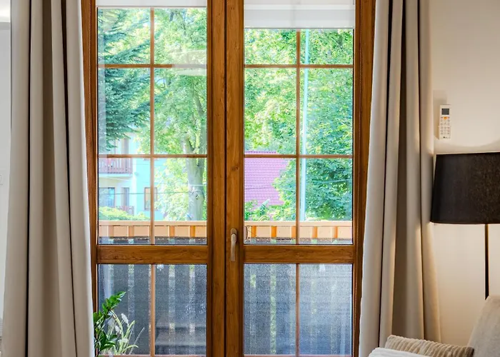 Krolewski W Centrum Nad Lomnica 15 *